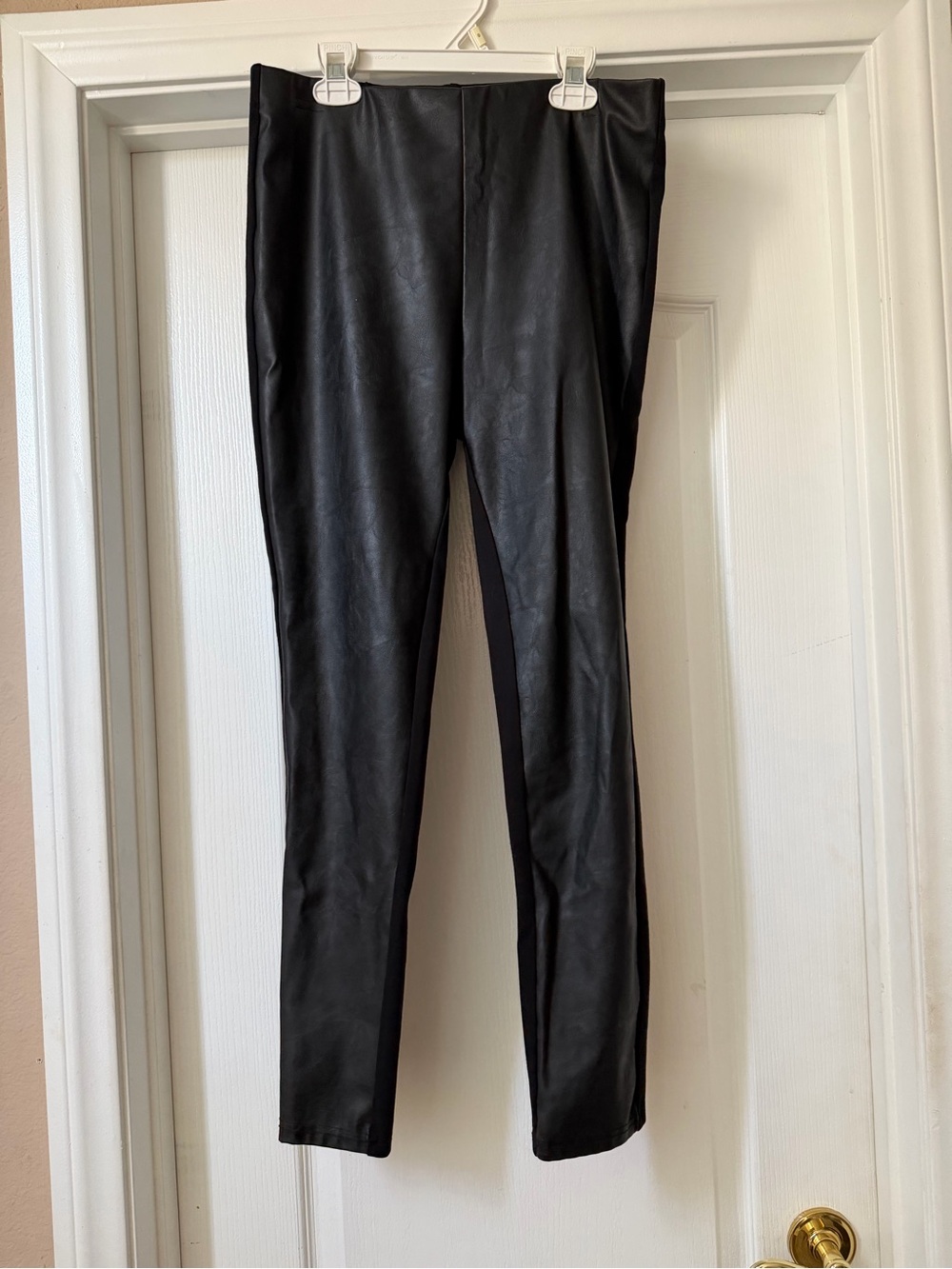 JustFab Black Faux Leather-Look Slim Pants size Medium
